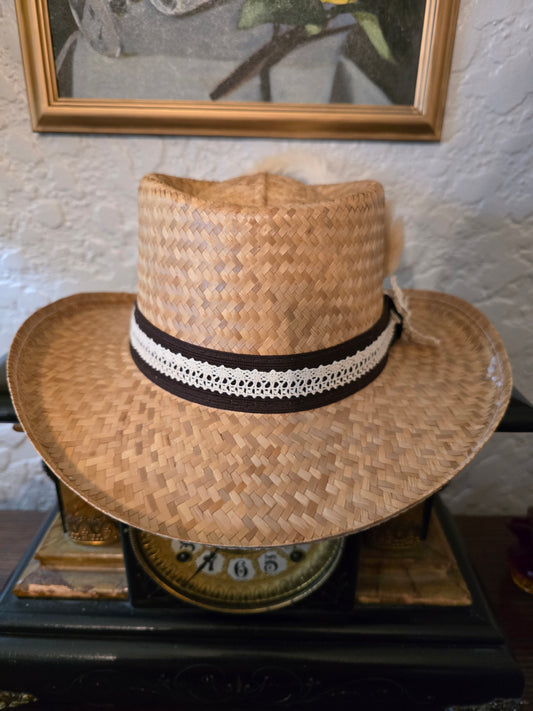 Straw Gambler Hat with Lace Hatband & Pampas Feather