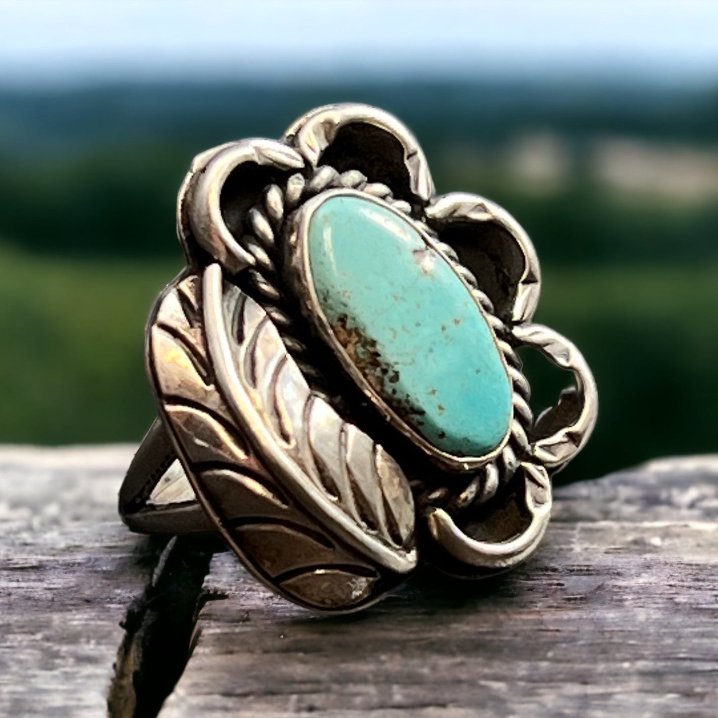 Turquoise ring - Turquoise on sterling silver with leaf - Size 4.5